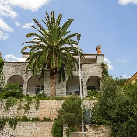App Close To The Beach,pets Welcome Apartmán Rabac